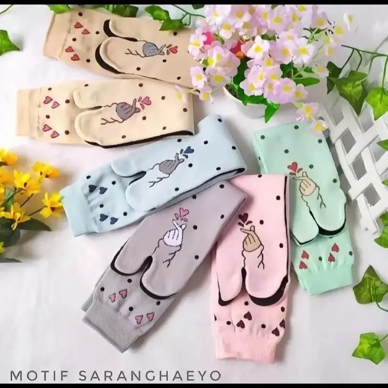 6 Pasang Kaus Kaki Jempol Muslimah Nilon Campur Warna Kaos Kaki Jempol Panjang Sebetis Wanita Motif