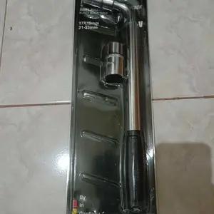 ELLKA Kunci Roda Mobil Tarik 17X19 MM & 21X23 mm GS Teleskopik Besi Chrome-Vanadium Double Size Socket CR-V Universal untuk Velg Racing dan Sehari-hari