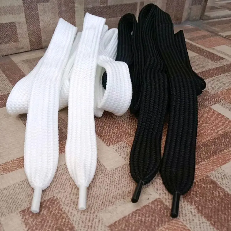 Tali  sepatu Gemuk 2cm ujung mika panjang 120cm