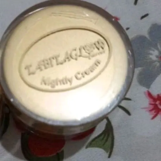 Cream Malam - isi 2 - Tabhitaa Glow untuk Perawatan Kulit Wajah - Mencerahkan dan Menghaluskan Kulit - Pelembab 2