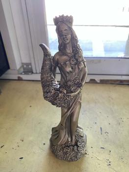 Product Review of Blindfolded Fortuna Statue 19.5cm  Ancient Greek Roman Goddess of Fortune Vintage Golden Luck Sculpture Luck from R**s s**p p** 0
