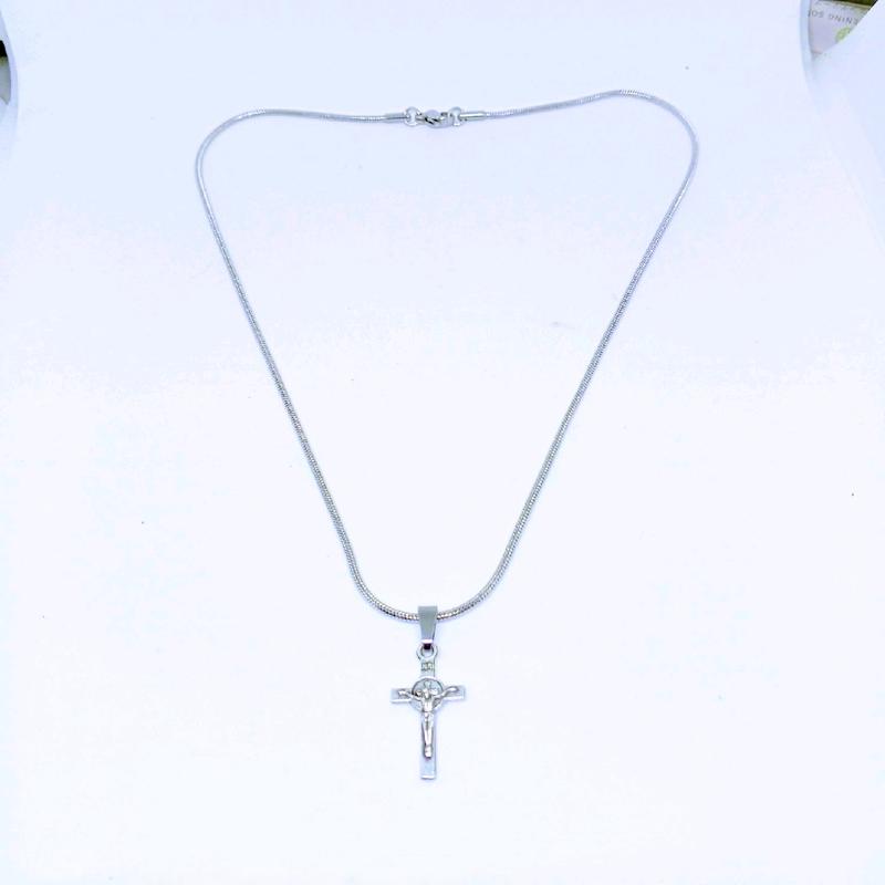 KALUNG TITANIUM PRIA DAN WANITA MODEL LIONTIN SALIB KALUNG BULAT TITANIUM 3