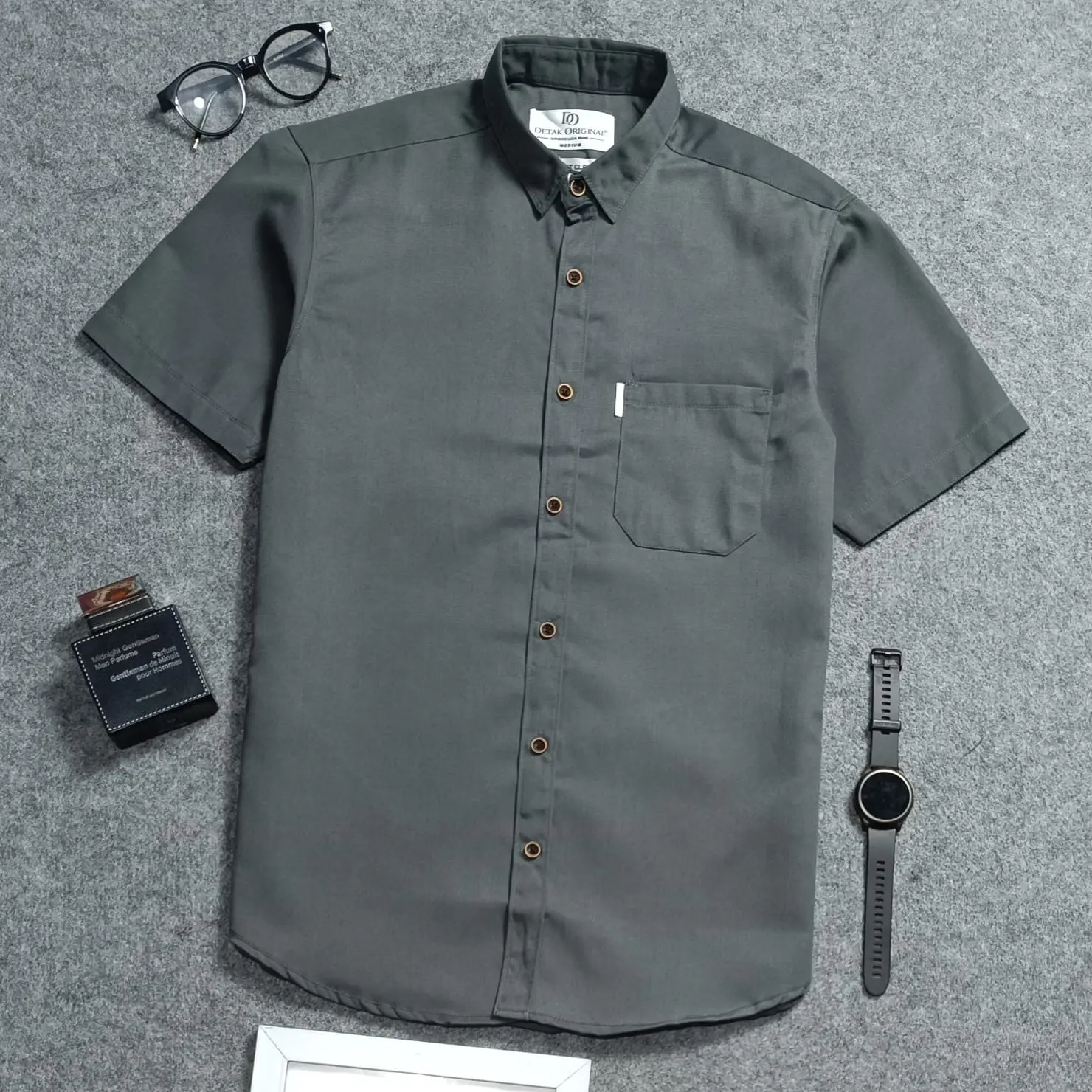 Kemeja Pria Slimfit Lengan Pendek [GREY] Katun Twill Premium Casual/Formal Basic Kantor Distro by Gudangkemejaid