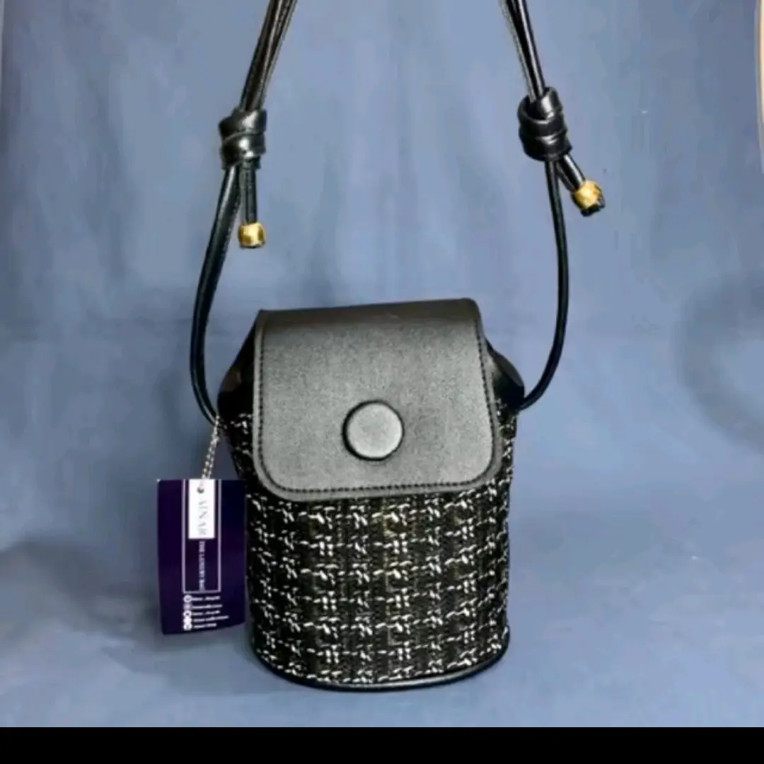lisa bag tas selempang wanita pouch hp/ tas hp wanita/ sling bag wanita ter baru/ tas selempang.