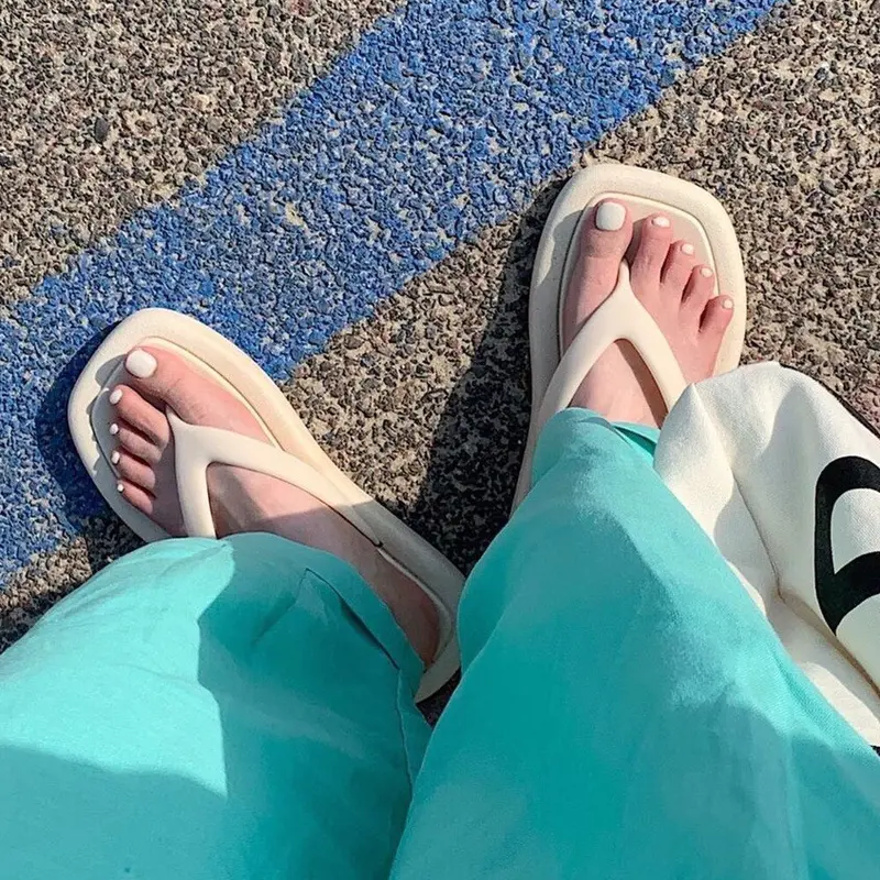 BOS0058 Sandal Jepit Unisex Flip Flop Sendal Jepit Korea Pria Wanita 7