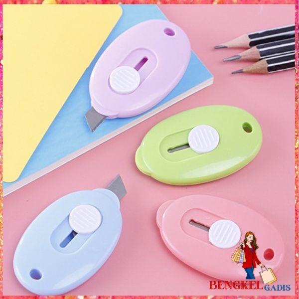 BG Cutter Mini Portable Bentuk Oval Mini Cutter Polos Travel Kit ...