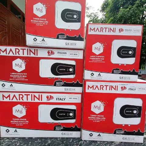 BÌNH NƯỚC NÓNG MARTINI+DÂY CẤP+KÉP+BĂNG TAN . SẢN PHẨM CAO CẤP CỦA TÂN Á ĐẠI THÀNH