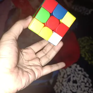 Magic Cube 3x3  Moyu Meilong Stickerless MFJS Original/Magic Cube Magnetik Moyu Meilong 3x3/Magic Cube 3x3 Premium 3.47 WCA/Magic Cube 3x3 Licin/Mainan Edukasi Anak Game