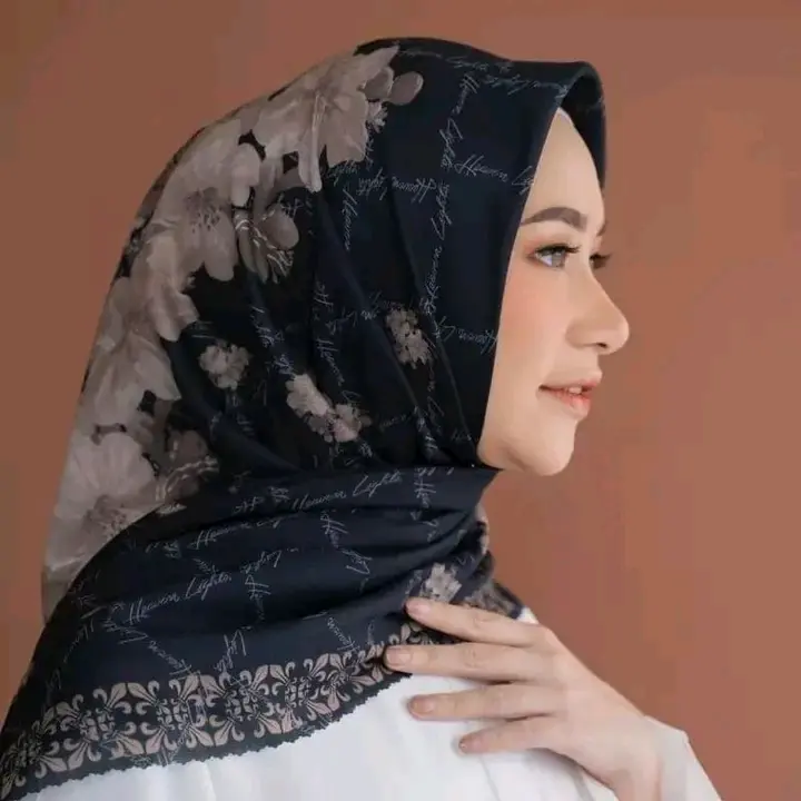 hijab voal motif segiempat kerudung motif terbaru voal premium halus lembut mudah di bentuk nyaman di pakai