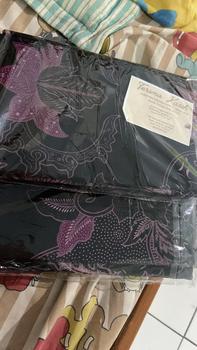 Product Review of Kain batik katun premium warna ungu lillac mtf baru bs buat kmeja blus rok dll dress dll from A**a M**i A**i 0