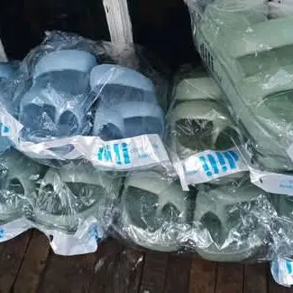 obral cuci gudang sandal BELI 1PASANG GRATIS 1PASANG 1