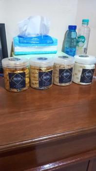 Product Review of Paket Castangel,kacang,nastar,bola² susu from M** N**6 0