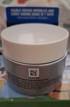 Product Review of NEUTROGENA Visible Repair Regenerating Cream 50g -  Facial Moisturizer - Skincare Retinol Anti Aging from T**e 3