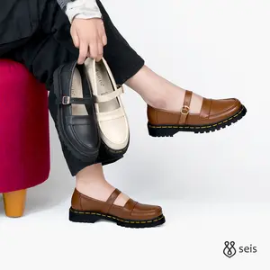 SEIS Clover Sepatu Docmart Wanita / Loafers Wanita