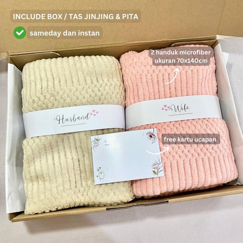 Hampers Handuk Pasangan Couple Microfiber 70x140cm / Hampers Wedding Pernikahan / Gift Set Box / Paket Kado Hampers Souvenir / Kado Ulang Tahun Birthday / Kado Anniversary / Seserahan Hantaran Pernikahan 0