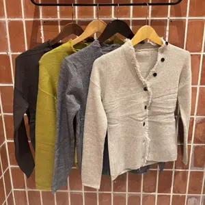 Cardigan Rajut Wanita Knit Asimetris Kancing Miring Fringe/Rawis Korean Style