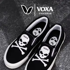 Voxa - Sepatu Sneakers Unisex Pria Wanita Slip Out Bonestreet