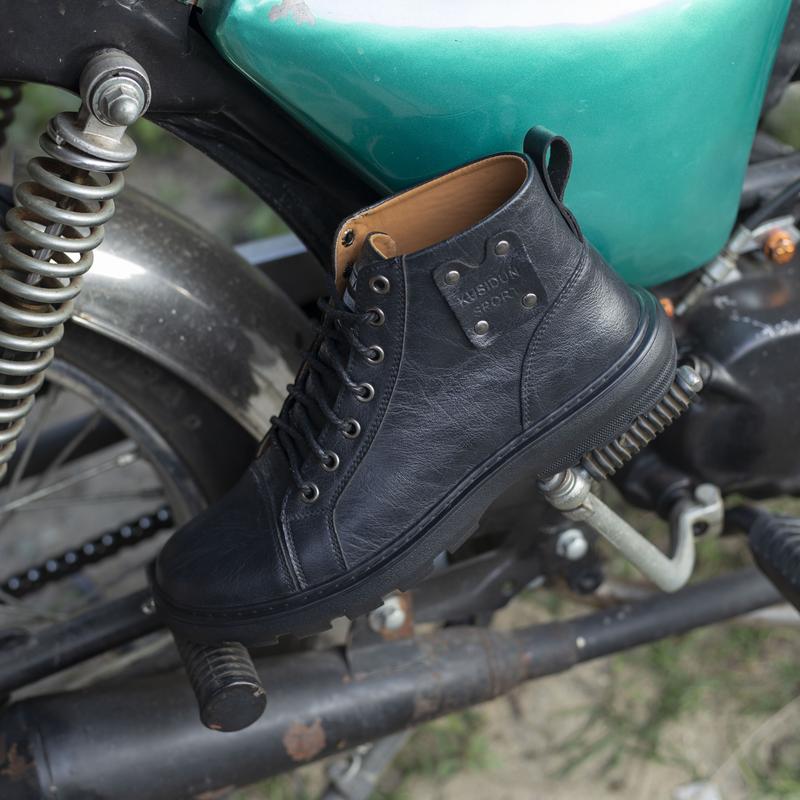 Giày Boots Martin - Da Bò Nhăn Tự Nhiên - Đế Cao Su Nguyên Khối - BS02Đ