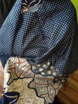 Product Review of Blouse Atasan Batik Resleting Depan Lengan Panjang Pakai Karet M L XL XXL Katun Baju Wanita Motif Muslim from D**I 1
