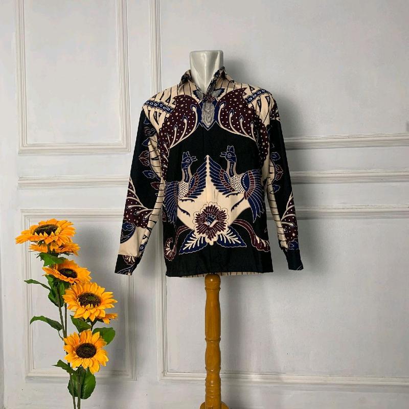 KEMEJA BATIK LENGAN PANJANG Pria 8