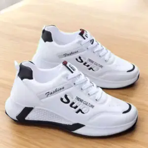 sepatu snaeker casual running pria dan wanita kekinian hembos timbul Shoes Olahraga
