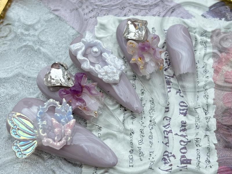 Product Introduction of 010 Purple Mermaid Handmade Press on Nail 1