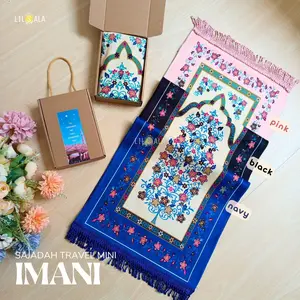 Sajadah Kepala Mini Travel Imani Square Suede Rumbai Tambang Lembut Souvenir Oleh-Oleh Haji/Umroh
