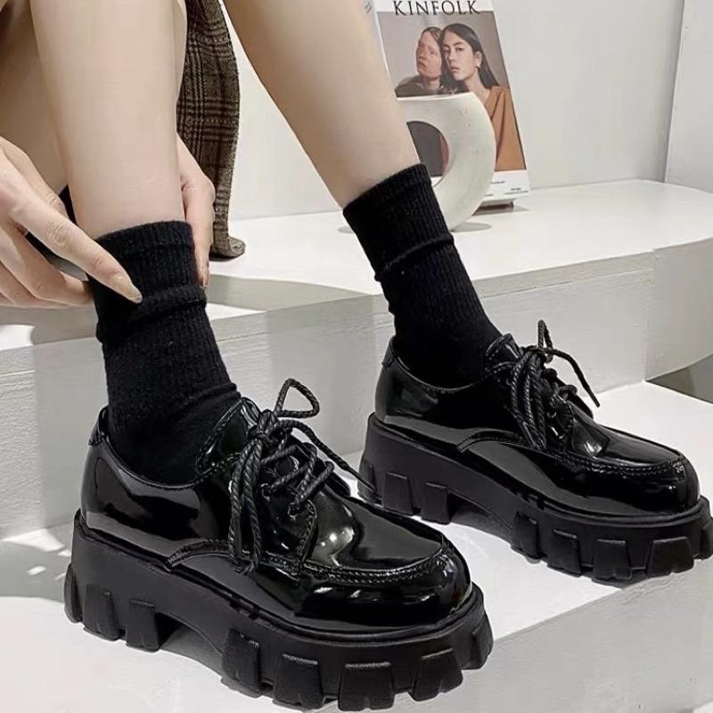  Bốt Thường Ngày CBC Mới Dành Cho Nữ Buộc Mắt Cá Chân Giày Da Bóng Màu Đen Gót Khối Cổ Điển Dép Thoải Mái Bốt Thời Trang Thanh Lịch Shoes bốt  đế bệt giày  đốc cao 