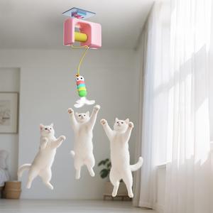室内用自動猫用おもちゃ、自律で遊ぶインタラクティブボール、ドアの動きに反応する吊り下げ式ペットおもちゃ、楽しくて魅力的なデザイン