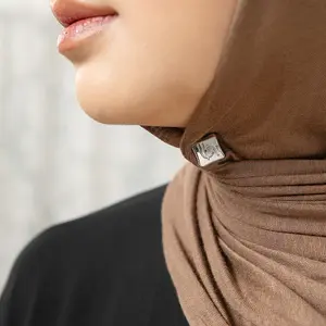 Lozy Hijab - Magnet Pin Signature (Pin Square Type) Muslim Kerudung
