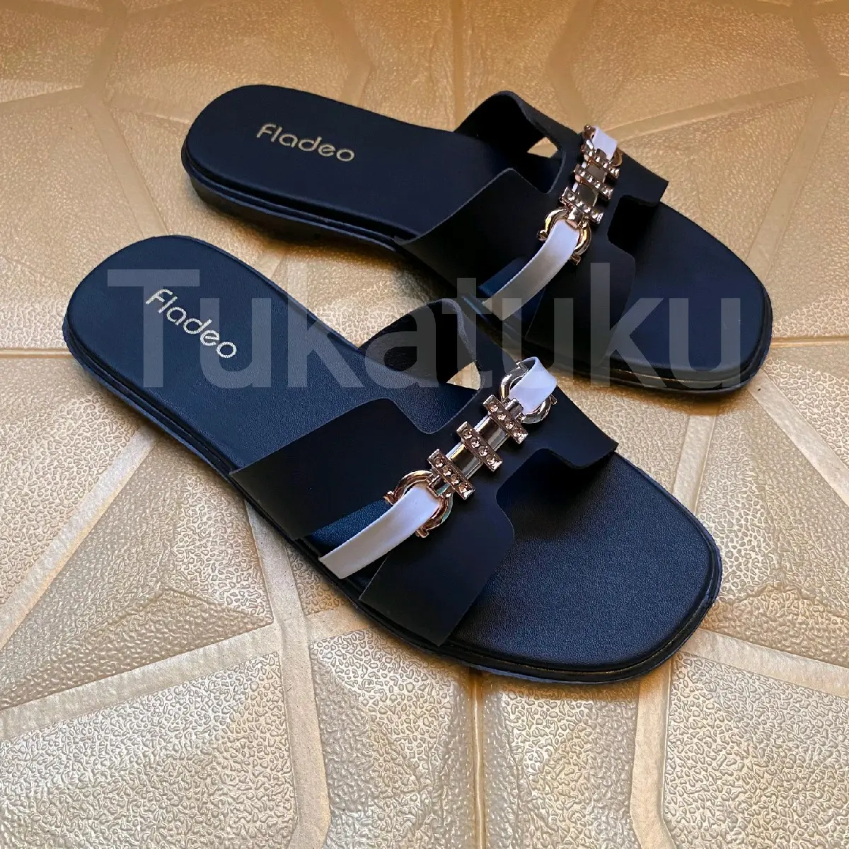 Sandal slop wanita Hmotif//sandal slop wanita//sandal cewek//sandal kekinian Flat Sendal Shoes