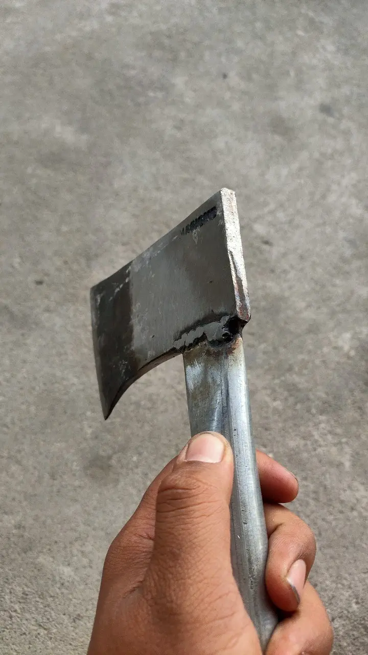 Product Introduction of Kampak gagang besi bahan baja per asli cocok buat motong tulang dan kayu Kuat 8
