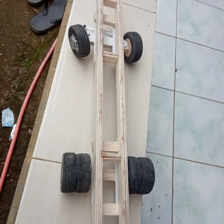 Sasis set ban spon velg StD terot bisa belok siap bangun miniatur sendiri 1