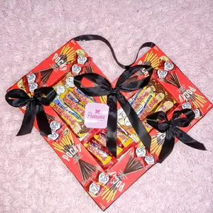 POCKY MERAH MIX KISS MERAH DAN BENG-BENG BESAR KECIL Cookies Snacks Hadiah Spesial untuk Acara Ulang Tahun dan Wisuda - Cemilan, Food