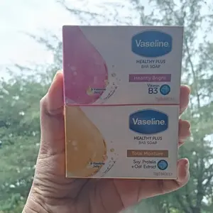 Vaseline Moisturizing Healty Bright Bar Soap 75gr -  Mencerahkan Tubuh