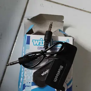 Bluetooth Receiver Audio Wireless StereoReceiver Bluetooth Adapter USB Bluetooth Receiver Speaker Suara Musik Pemancar Bluetooth Pasang Musik