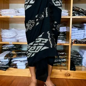 SAPUT BALI TENUN BLANKET KLASIK