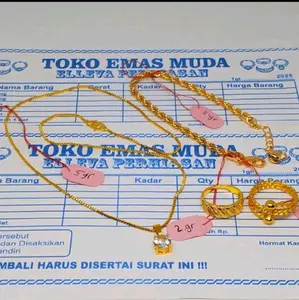 set perhiasan wanita E.M.A.S muda free surat dari toko