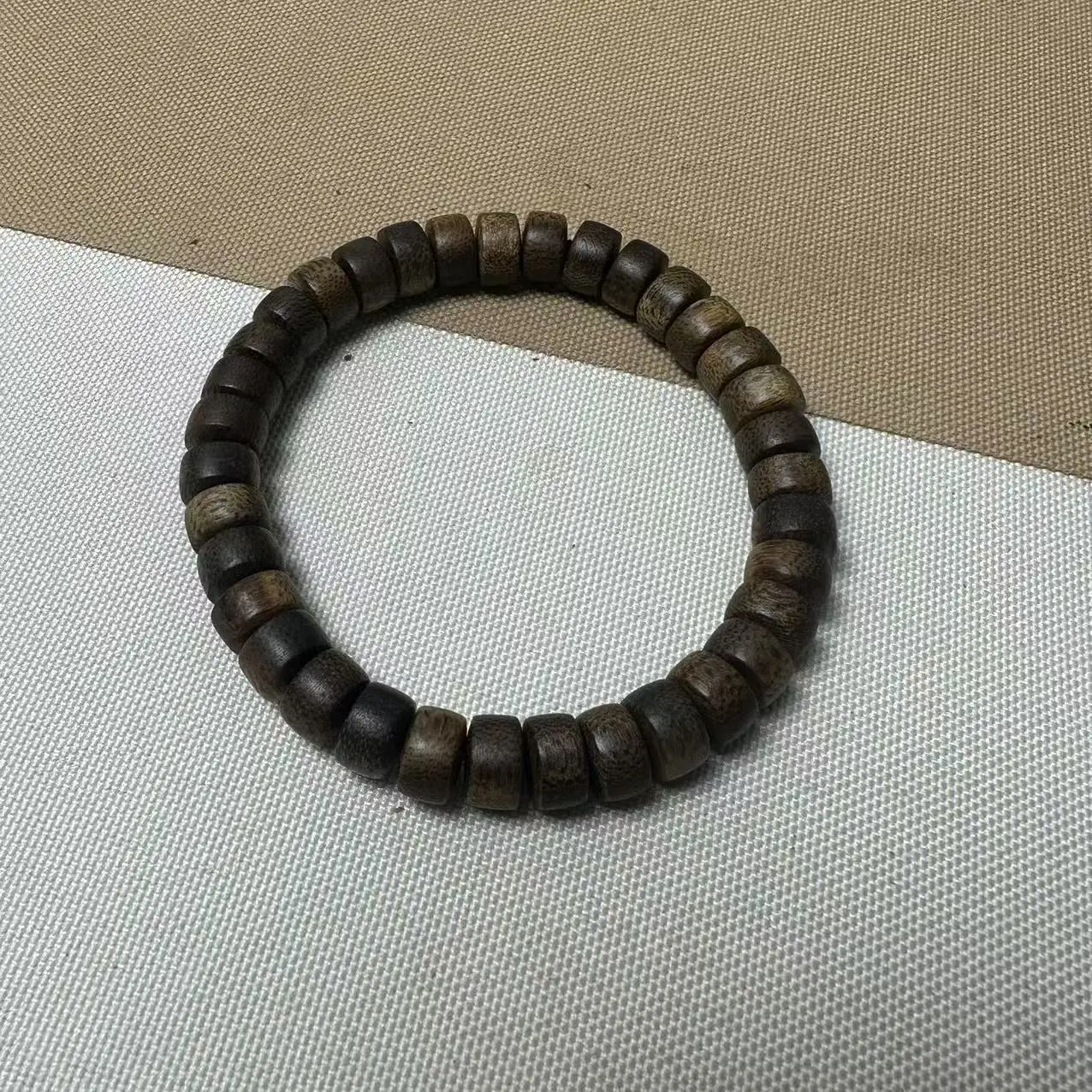 Hainan Yingge Green Bracelet