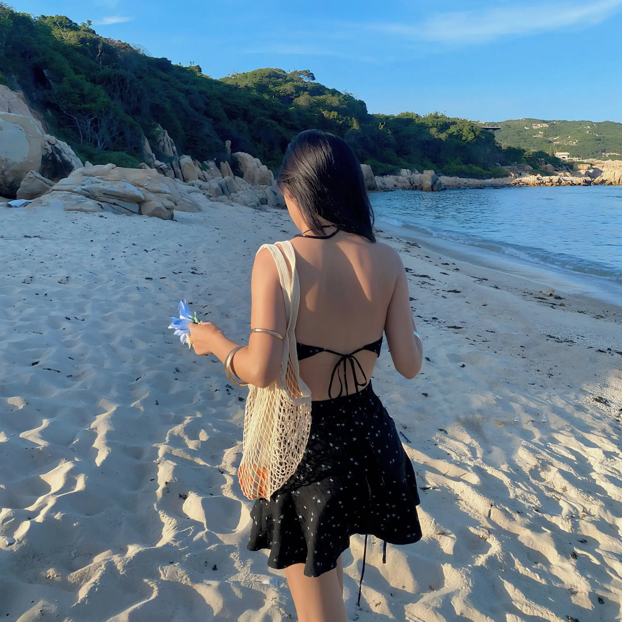 (XẢ KHO) Set áo yếm và chân váy có mút ngực | BigBuy360 - bigbuy360.vn