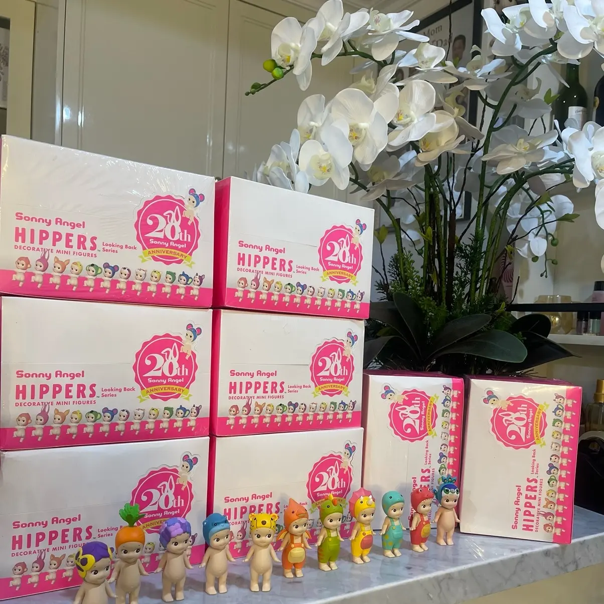 SONNY ANGEL HIPPERS LOOKING BACK SEALED ORIGINAL 100%