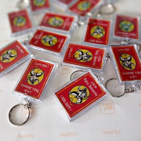 gantungan kunci ikspi kera sakti Jam 2