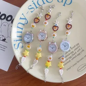 Jam Tangan Kuarsa Untuk Perempuan Dengan Dial Kecil Tali Jam Berbentuk Manik-manik Dial Berbentuk Telinga Kucing Dan Desain Rantai Berwarna-warni – Hadiah Yang Menyenangkan Untuk Anak-anak