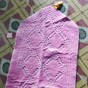[ TEBAL ] SAJADAH KUBAH TEBAL ANTI SLIP, 100X50 cm BAHAN HALUS