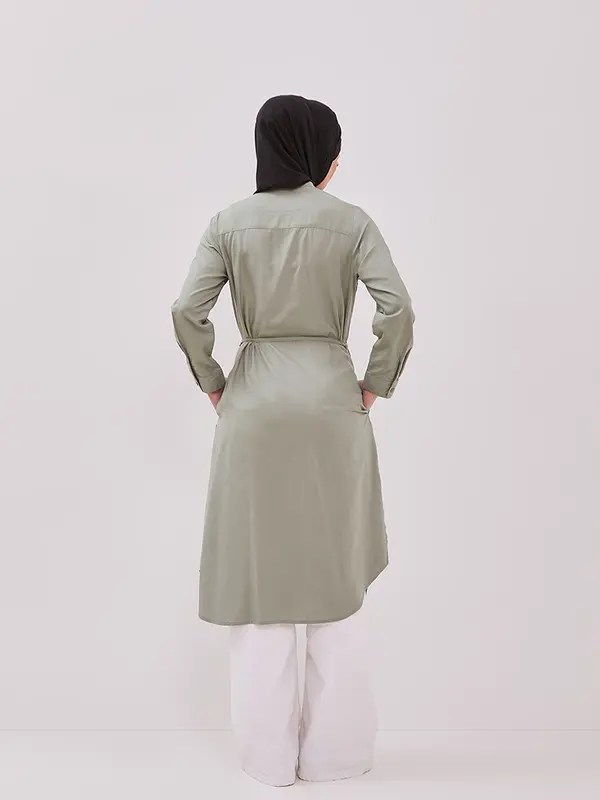 DUST Kemeja Tunik Aira Hijau ECOVERO (D. 1606) 4