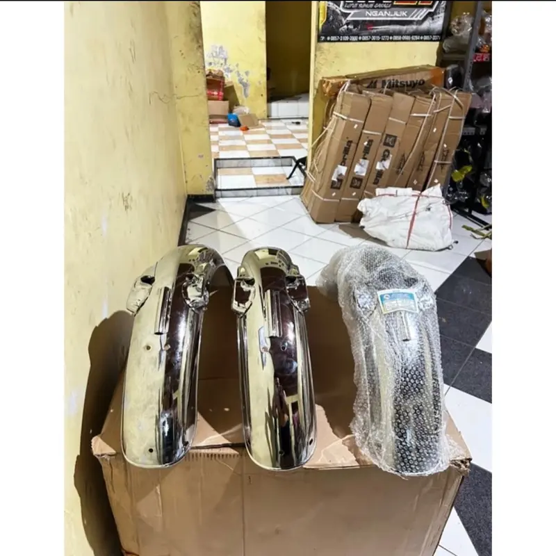 ￼SLEBOR BELAKANG CB 125 import BMX SPAKBOR FENDER CB125 impor pres 1