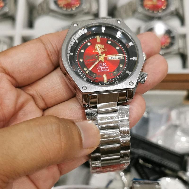 Đồng hồ SK mặt lửa chém cạnh