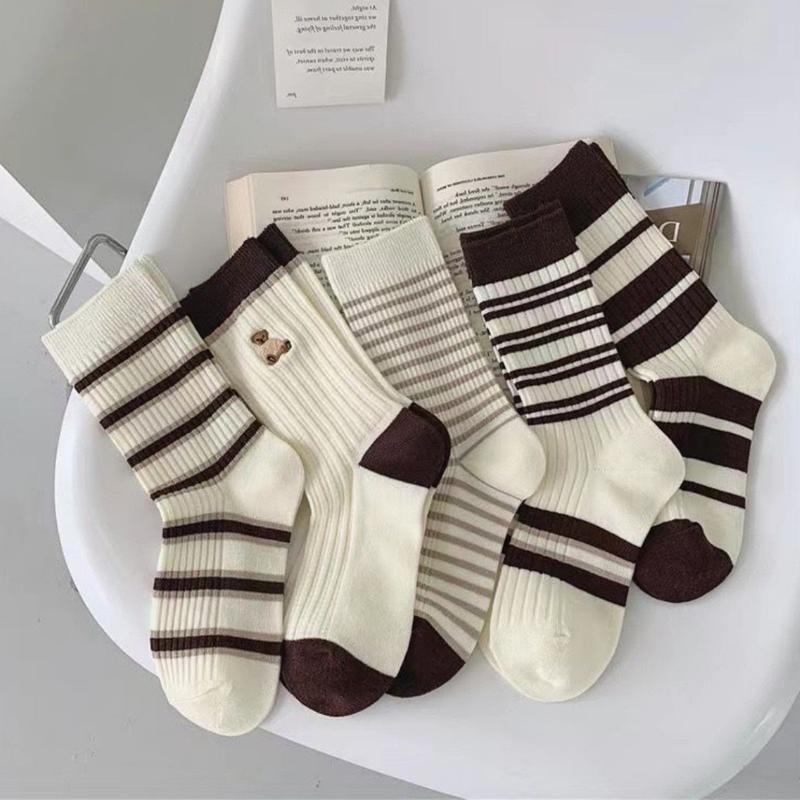 Product Introduction of [luckydino] Kaos Kaki Panjang Hitam Putih Cream Garis Horizontal Line Long Socks Black White Korean 20