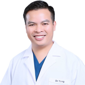 Bác sĩ Tùng