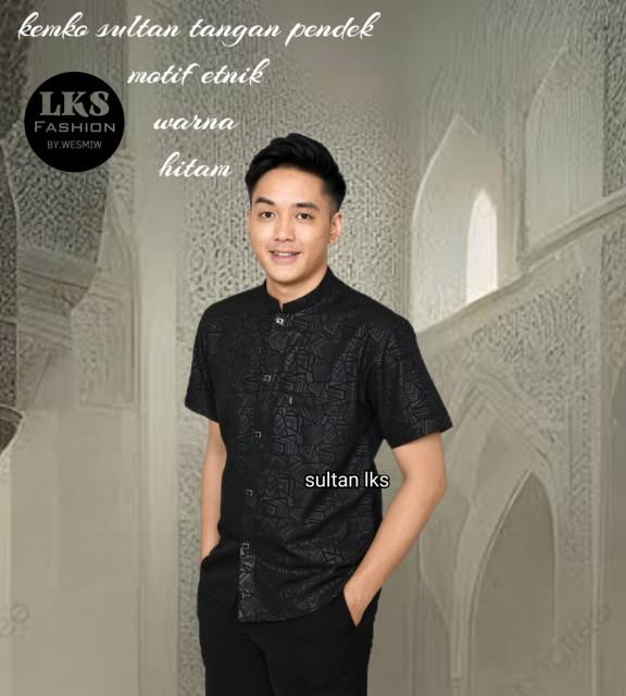 Product Introduction of Kemko sultan atau  Koko tangan pendek  Atasan Pria Dewasa motif etnik depan kancing vareasi bahan  Katun embos berkualitas terbaik Nyaman di pakai Baju Hitam 35